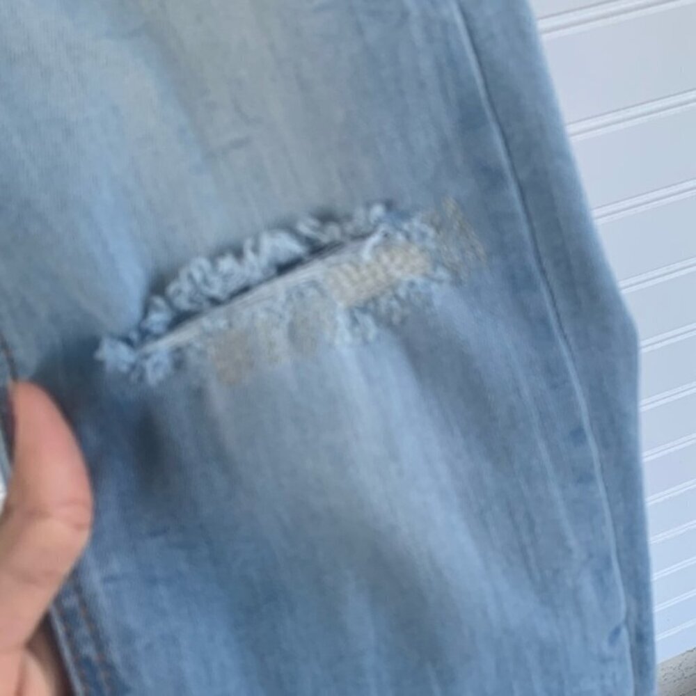 Zara Skinny Jeans 6 Light Wash Distressed Ripped Knee Raw Hem - Picture 6 of 9